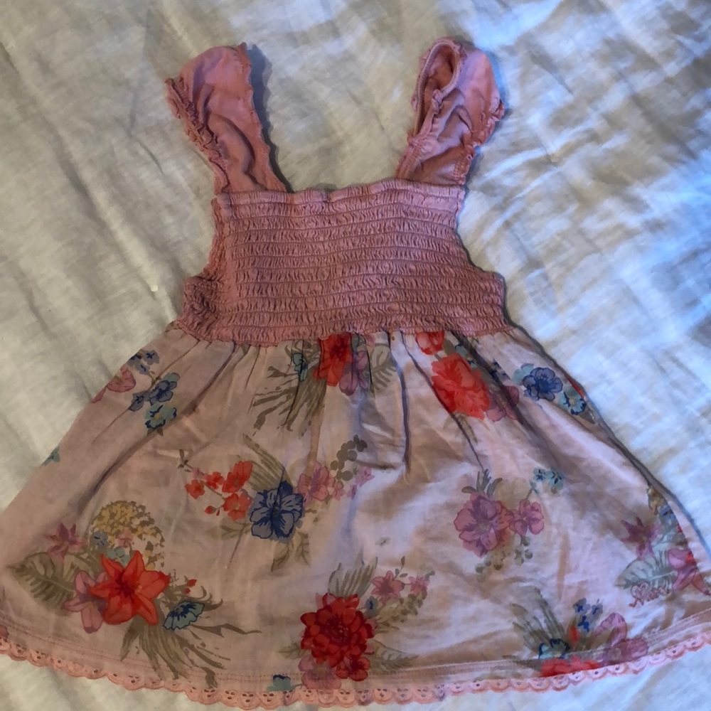 Cute top for girl, fit for 5-6 years